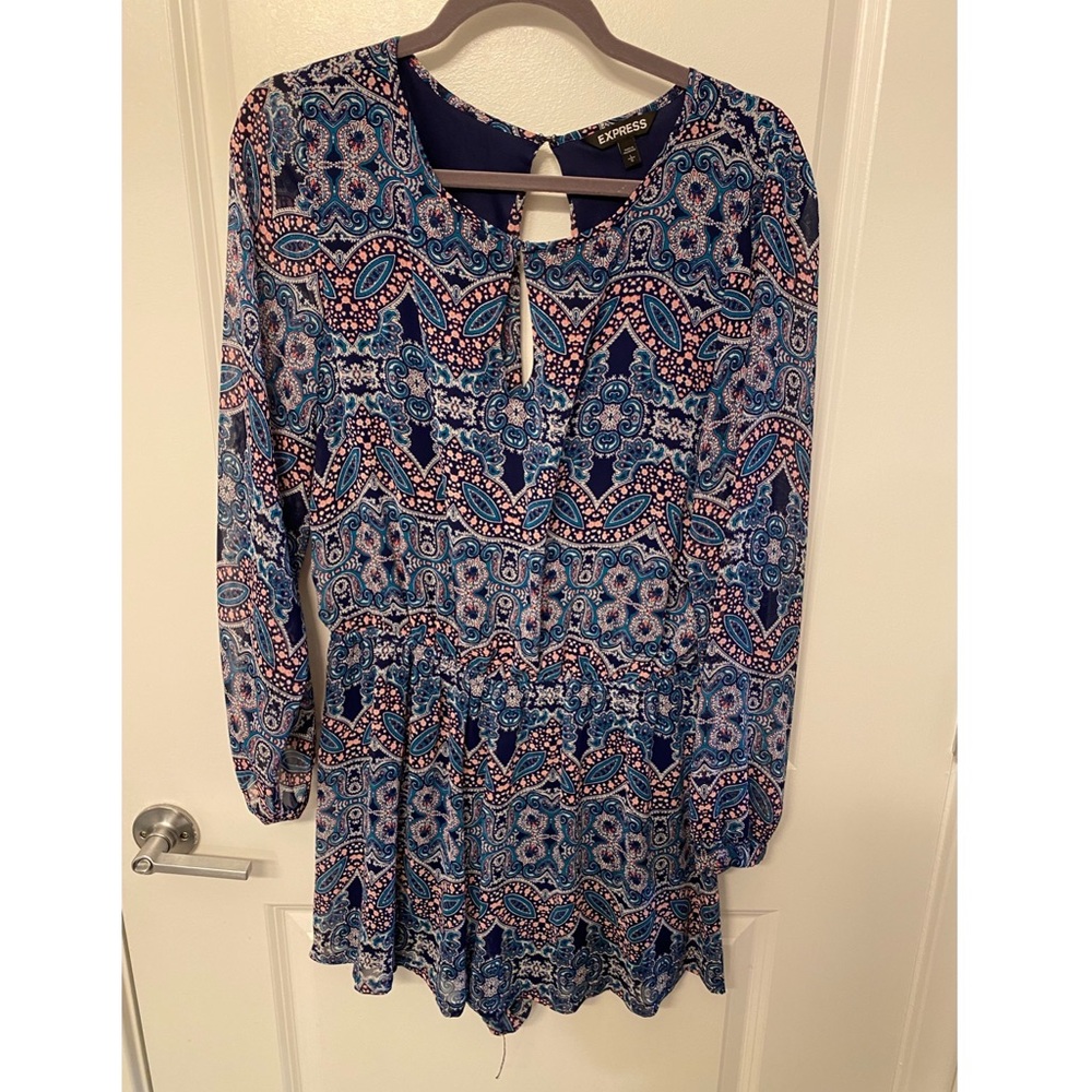 Express long sleeve paisley romper size large